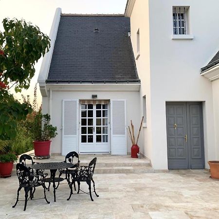 Bed and Breakfast La Tour De Saint Cyr Exterior foto